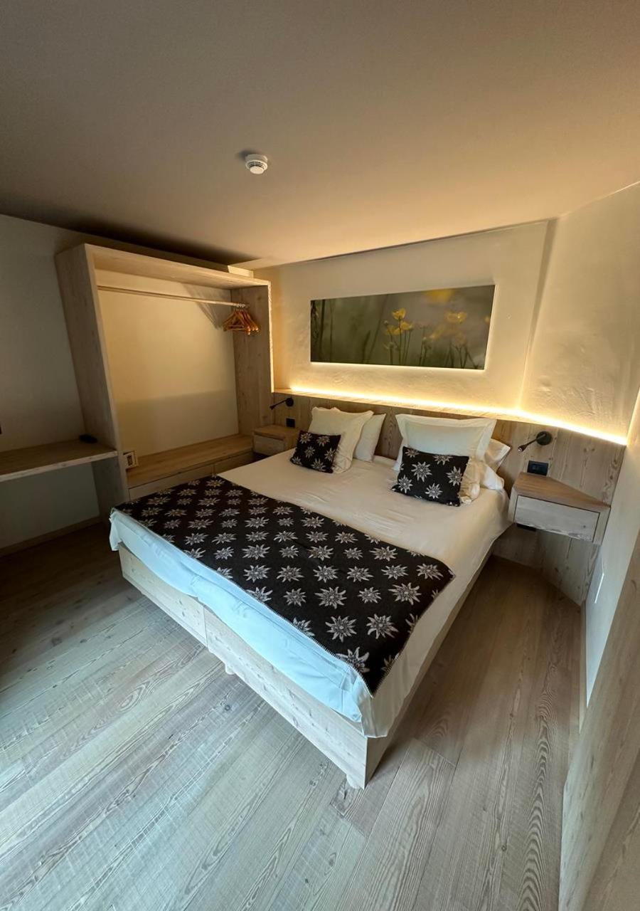 La Madonnina Del Gran Paradiso Wellness Hotel كوجن المظهر الخارجي الصورة