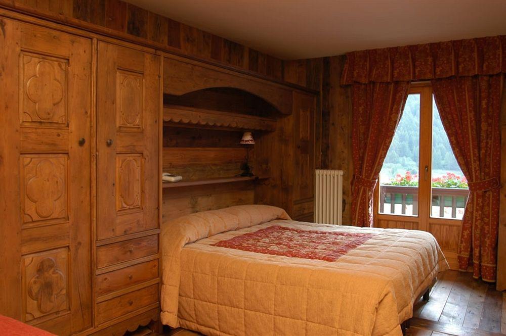 La Madonnina Del Gran Paradiso Wellness Hotel كوجن المظهر الخارجي الصورة