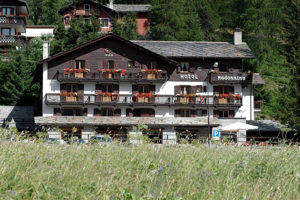 La Madonnina Del Gran Paradiso Wellness Hotel كوجن المظهر الخارجي الصورة